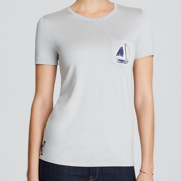 Umano Women's Gray Sailboat Graphic Pocket Tee - Picture 1 of 4